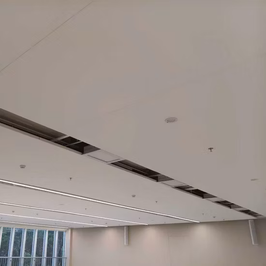 Qualité sonore supérieure pour les plafonds acoustiques